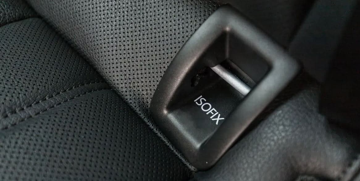 ISOFIX v aute (fotozdroj: autolexicon.net).