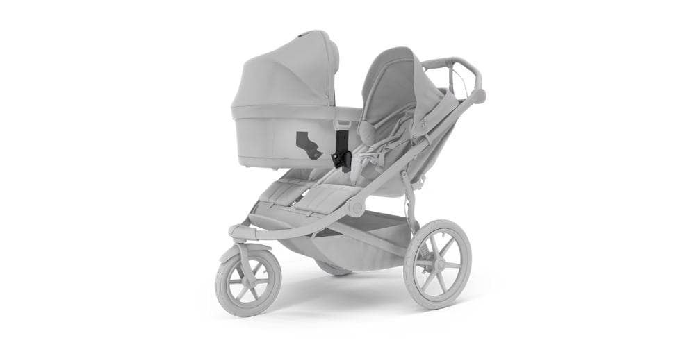 Thule Urban Glide 3 Double s vaničkou pripojenou adaptérmi.